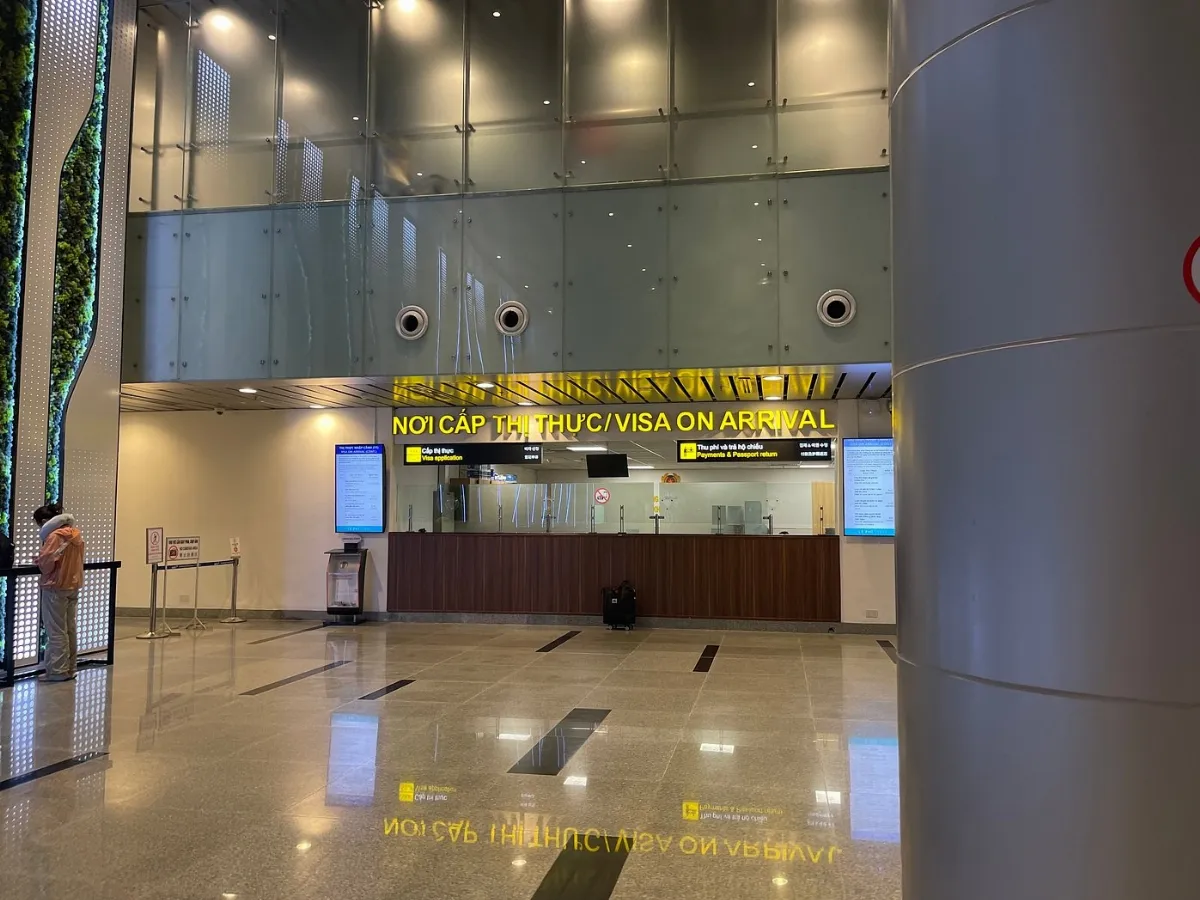 Can’t Find Your Vietnam Fast Track Representative? Step-by-Step Guide (Noi Bai, Tan Son Nhat, Cam Ranh, Danangg, Phu Quoc Airport)