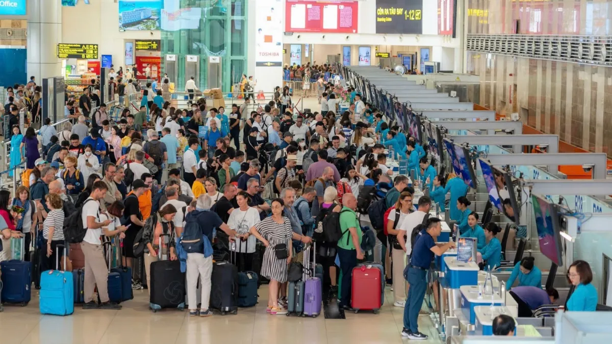 Fast Track for Senior Travelers: Making Vietnam Arrival Stress-Free