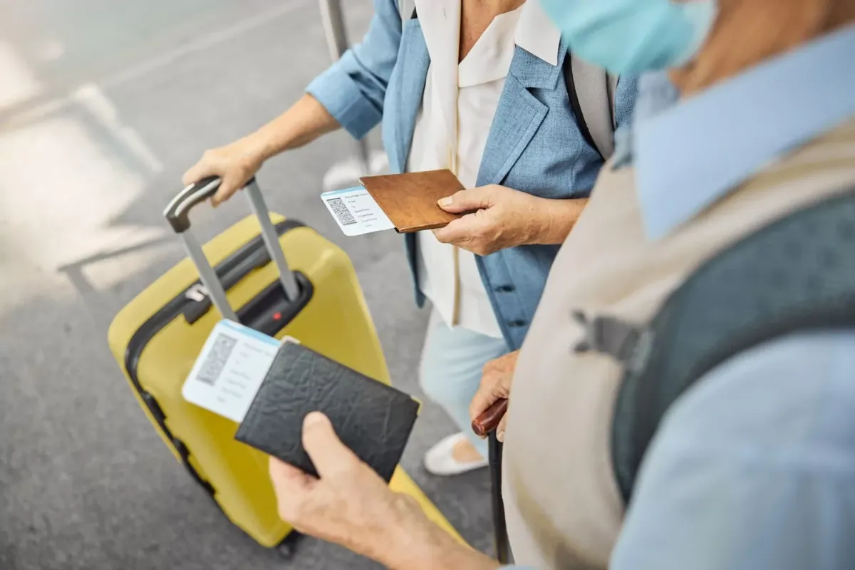 Senior Travelers Flying Alone Airport Support Services You Should Know