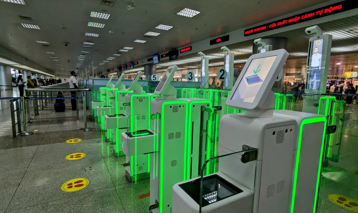 Skip the 90-Minute Wait: Why Travelers Choose VIP Fast Track at SGN and HAN
