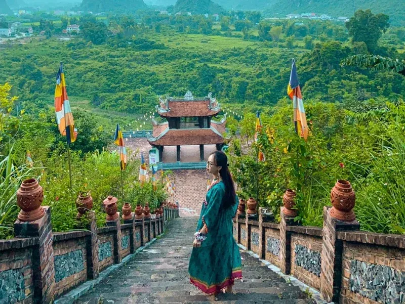 On the Edge of Two Worlds: The Magic of Ban Gioc Waterfall & Phat Tich Pagoda