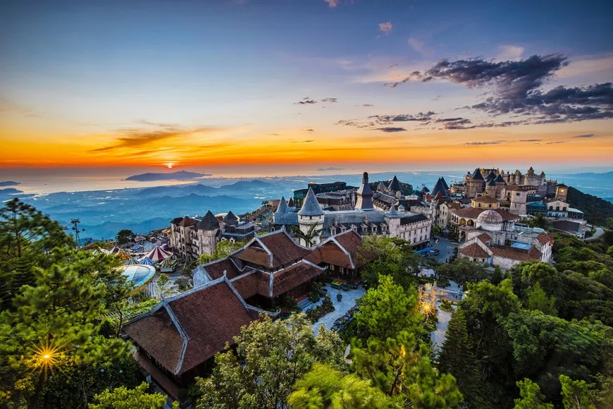 Plan the perfect 2026 Da Nang summer vacation! Learn how to apply for a Vietnam e-visa online, understand visa processing times, and handle urgent visas.