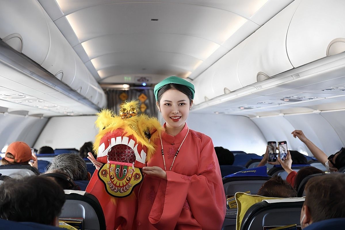 Vietnam Airlines Brought Tet Flavors To Its Lunar Year 2024’s First Flights