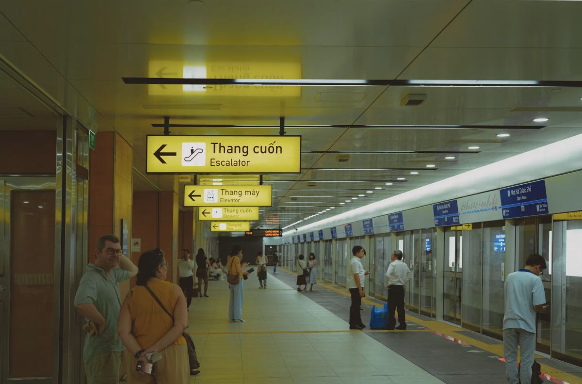 Why Do Travelers Book Fast-Track Service in Vietnam? (Updated 2026)