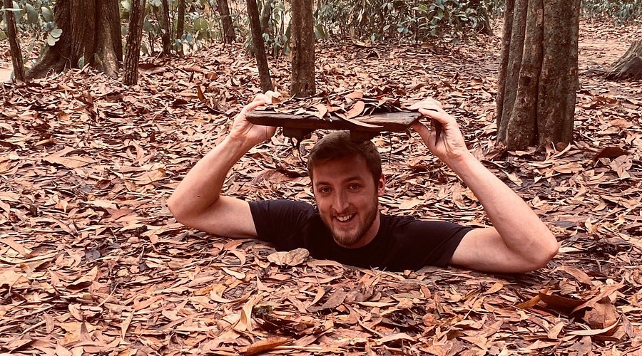 CU CHI TUNNELS & TAY NINH FULL-DAY TOUR
